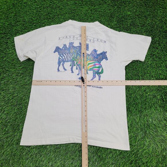 Vintage 1983 Zoo Gallery Zebra Art Shirt Medium 20x27 White - Picture 3 of 16